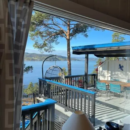 With Incredible Sun Conditions, Sea View, Boat Inc Holmsbu Дом отдыха *